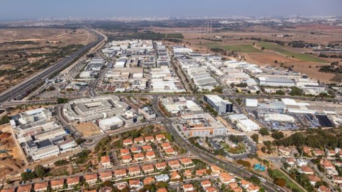 רשות מקרקעי ישראל: פטור מתשלום אורכות ללוחמי מילואים שבונים בית צמוד קרקע